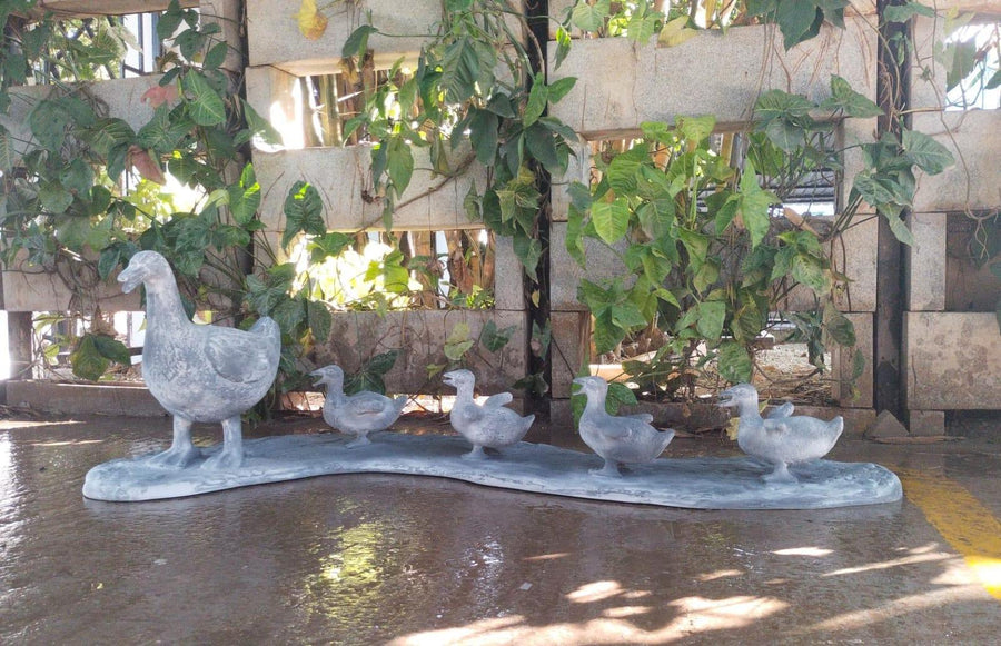 Hen Set Garden-H 18